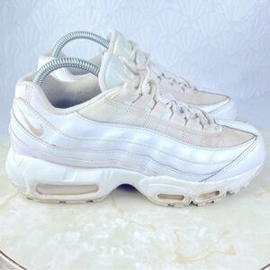 Nike Air Max 95 Recraft “Triple White” (CJ3906-100) Size 6Y (Woman’s 8)